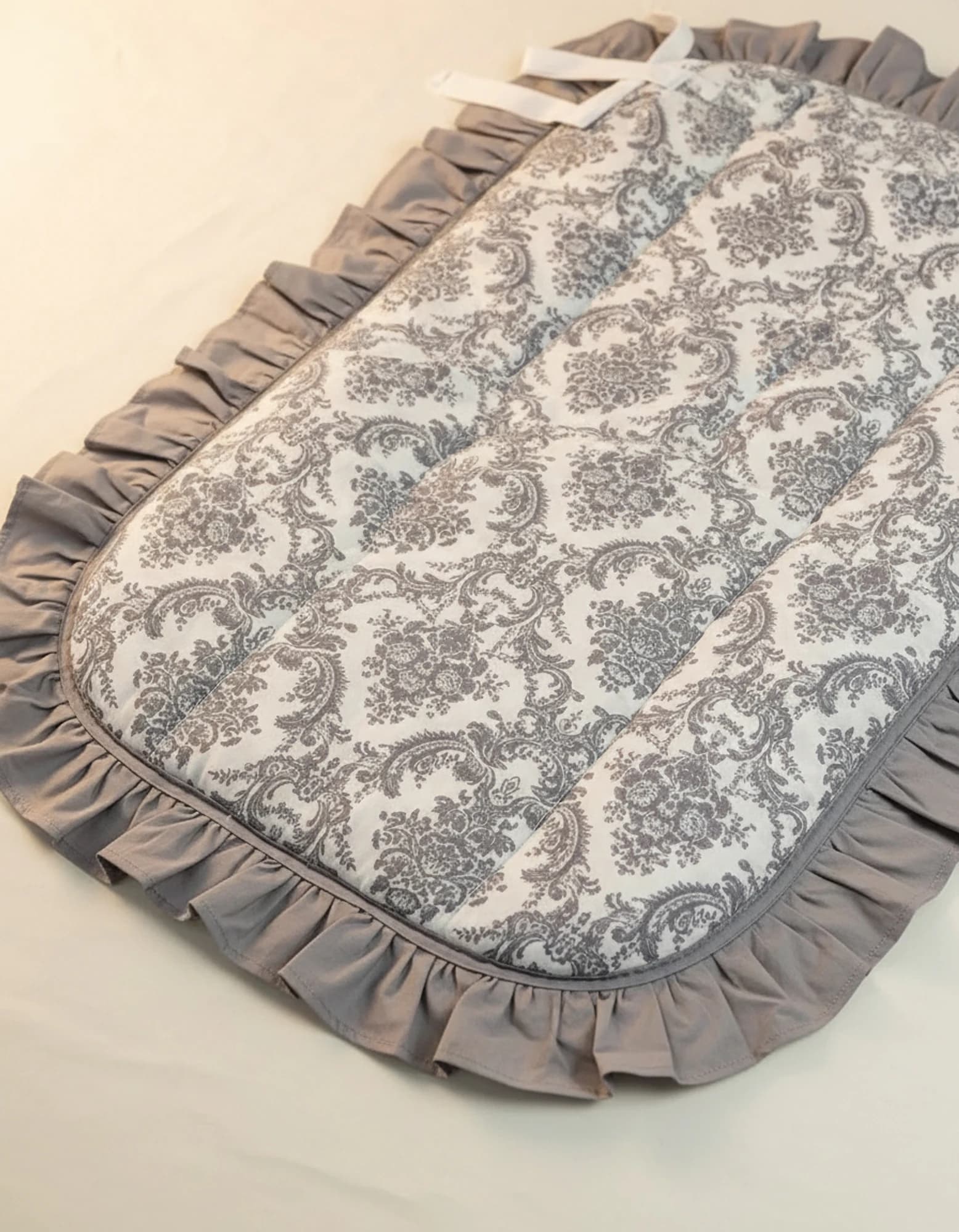 3lu Puset Ortusu - Puset Minderi - Puset Carsafi Model %100 Pamuk Cift Katli Firfirli Gri Elegant BabyNest görsel 8